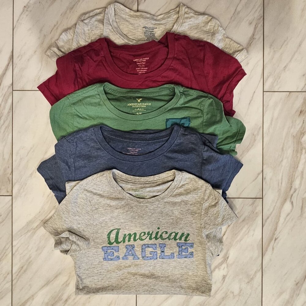 5 American Eagle Women Size Small Shirts Y2K - 1 owner - Picture 2 of 14
